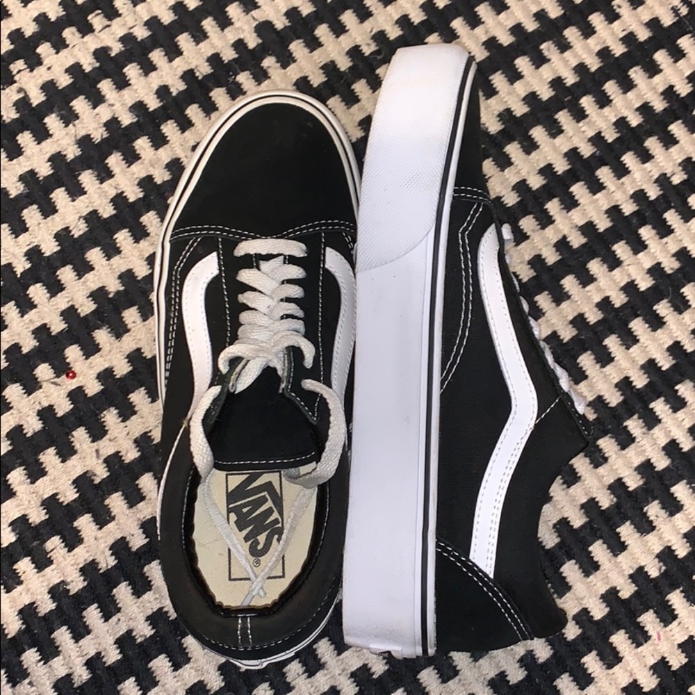 Black and white platform Vans(Authentic)